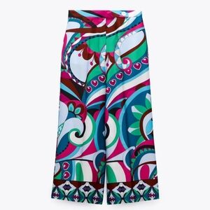 Zara High Waist Multicoloured Silky‎ Paisley Printed Cropped Culottes Size M